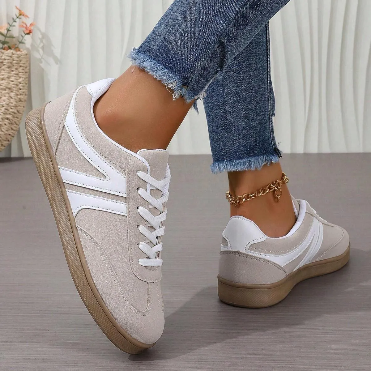 Retro Classic Unisex Sneakers, Versatile Sports Shoes for a Stylish Look