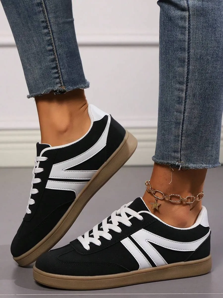 Vintage-Inspired Casual Shoes, Classic Unisex Sneakers for Sports and Leisure