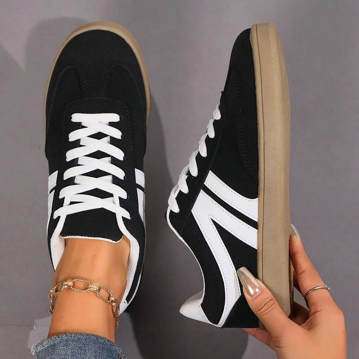 Vintage-Inspired Casual Shoes, Classic Unisex Sneakers for Sports and Leisure