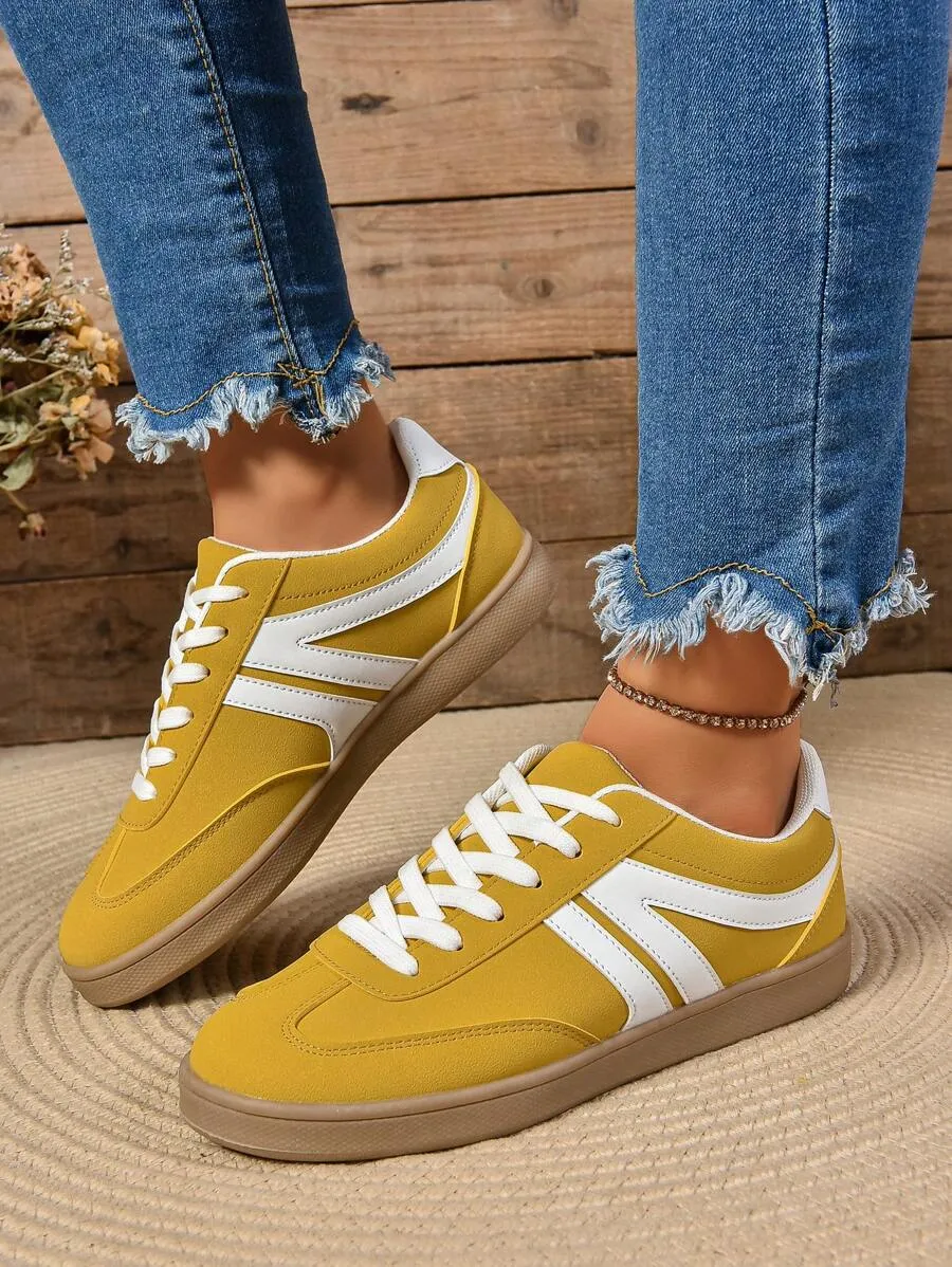 Classic Unisex Sports Sneakers, Vintage Casual Shoes with Retro Style