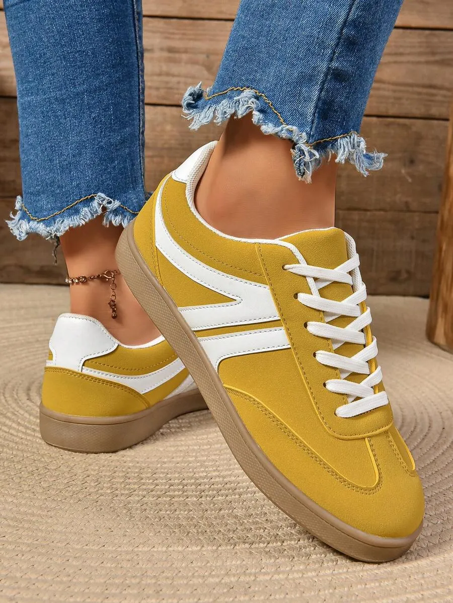 Classic Unisex Sports Sneakers, Vintage Casual Shoes with Retro Style