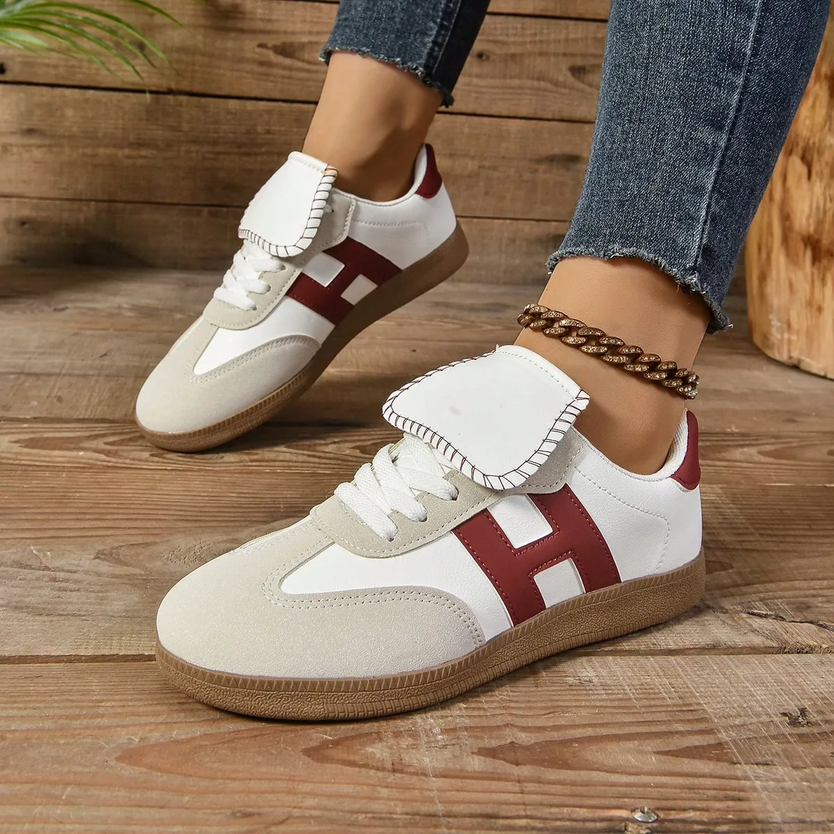 Timeless Unisex Sneakers, Vintage Classic Sports Shoes for Every Occasion