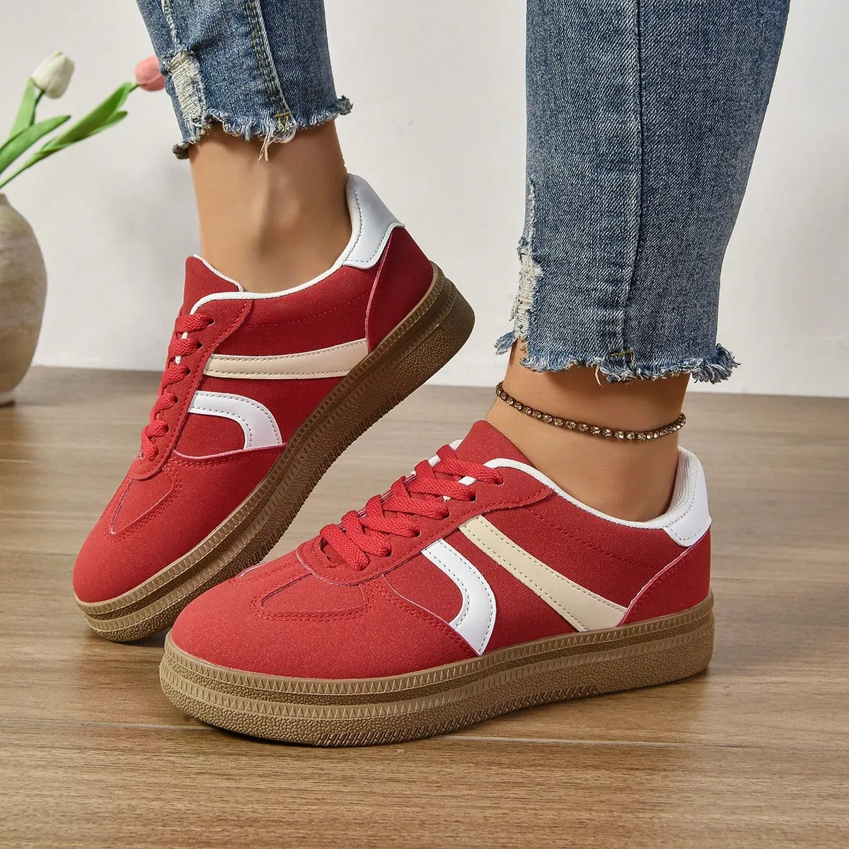 Unisex Casual Sneakers, Timeless Vintage Design and Versatile Sports Style